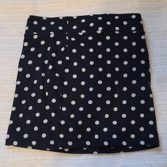 B14: Forever 21- women's polka dot skirt size L - Picture 2 of 3